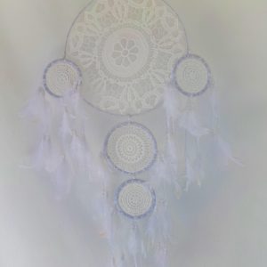 Dearm Catcher with Feather and lace 20cm