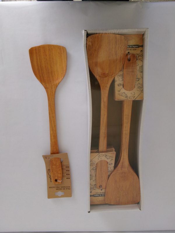 WOODEN SPATULA