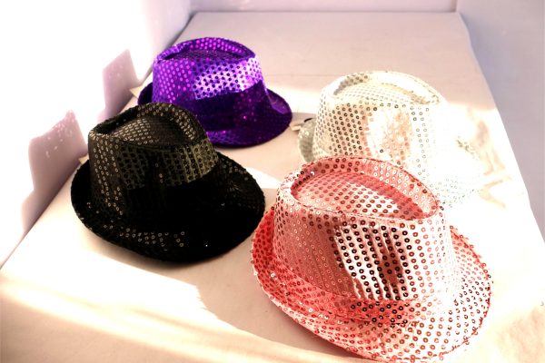 Sequins top hat