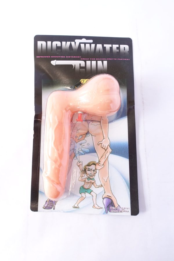 Dicky water gun