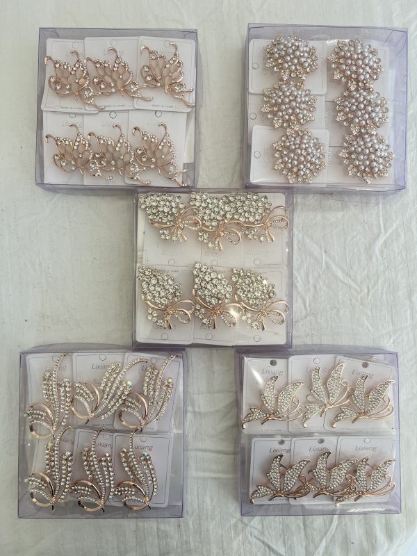 7 Types Design Brooch