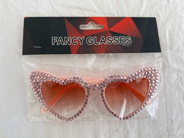 Heart shape diamond glasses