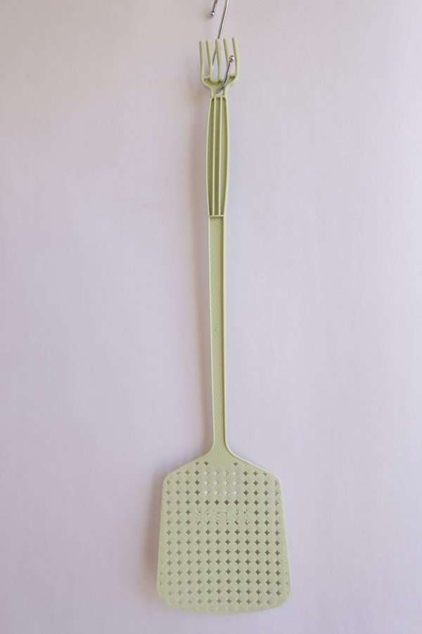 Fly Swatter With Scratch - Image 3
